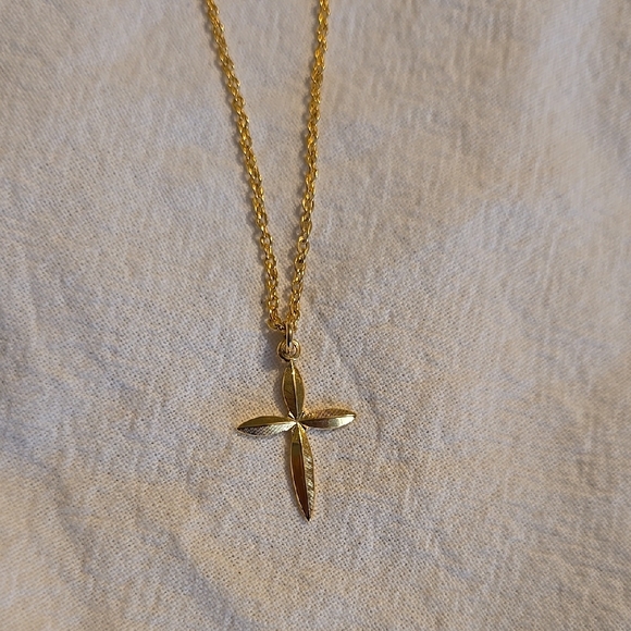 Minimalist Gold Cross Pendant Necklace - Picture 2 of 2